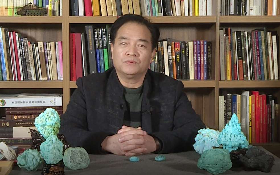 《郧阳绿松石雕刻技艺》